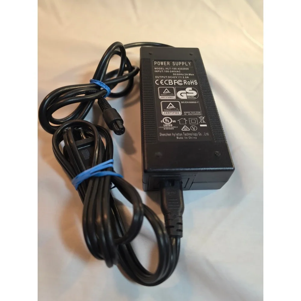 Shenzhen Hyleton HLT-180-4202000 Power Supply Adapter 42V 2A 3-Pin Connector